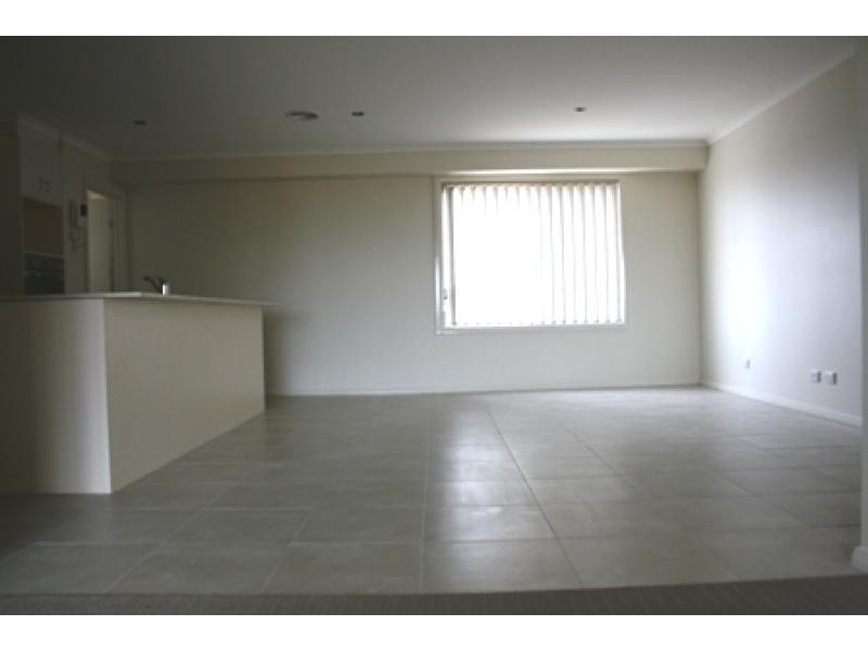 113 Anthony Rolfe Avenue, Gungahlin ACT 2912