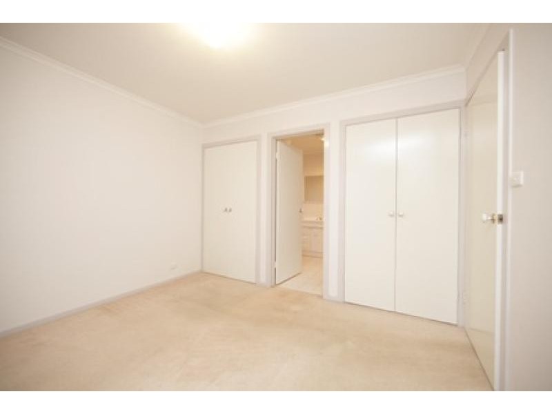 8 MAROU PLACE, Ngunnawal ACT 2913