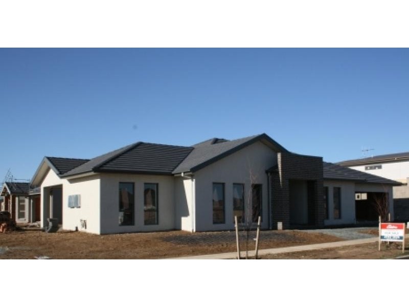 31 Helen Leonard Cres, Forde ACT 2914