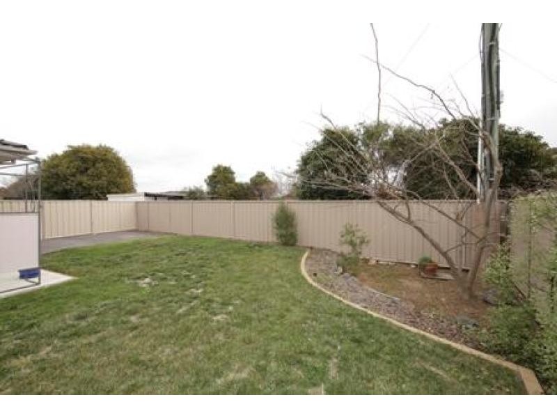 9 & 9 A Hewlett Circuit, Florey ACT 2615