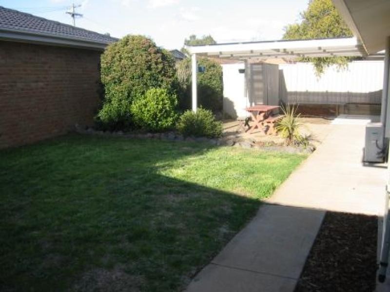 9 & 9 A Hewlett Circuit, Florey ACT 2615