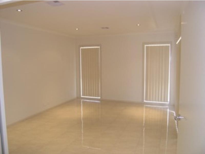 5 Santospirito Street, Forde ACT 2914