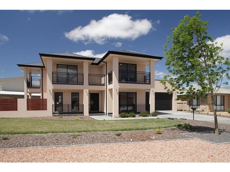 18 Wallaman Street, Harrison ACT 2914