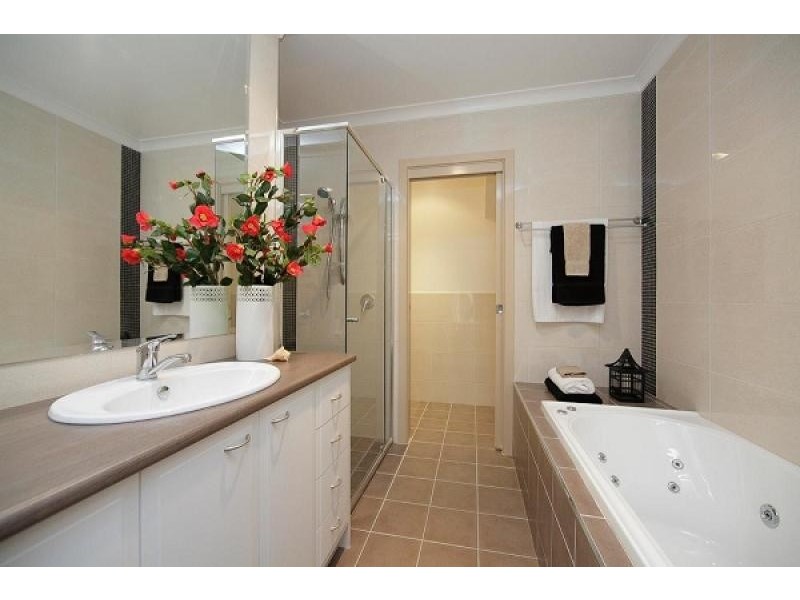 18 Wallaman Street, Harrison ACT 2914