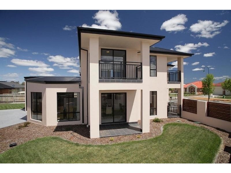 18 Wallaman Street, Harrison ACT 2914