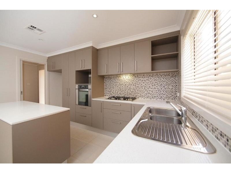 Unit 1, 10 a Cedar Street, Harrison ACT 2914