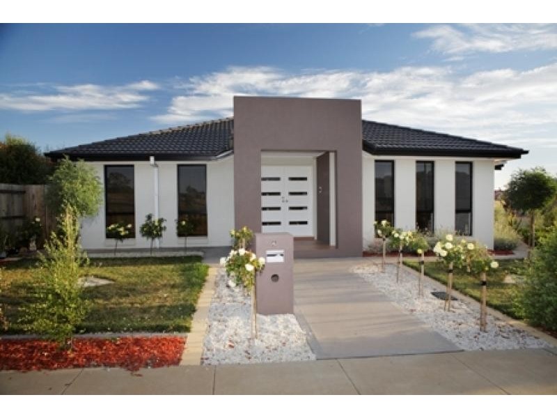 2 Farmer Place, Gungahlin ACT 2912