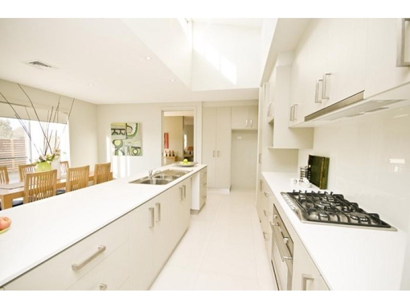 15 Amy Ackman Street, Forde ACT 2914