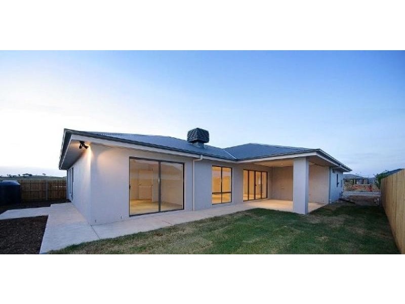 3 Phipson Street, Franklin ACT 2913