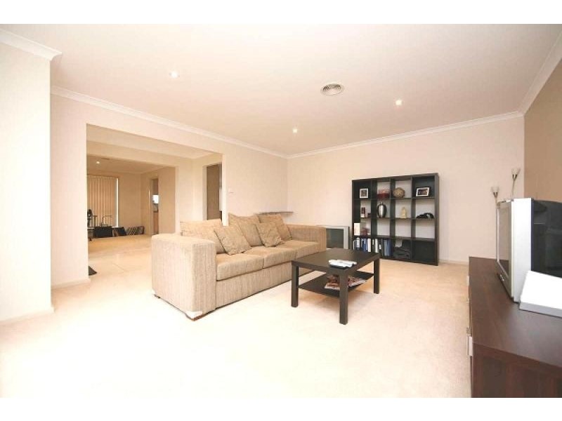 271 Anthony Rolfe Ave, Gungahlin ACT 2912