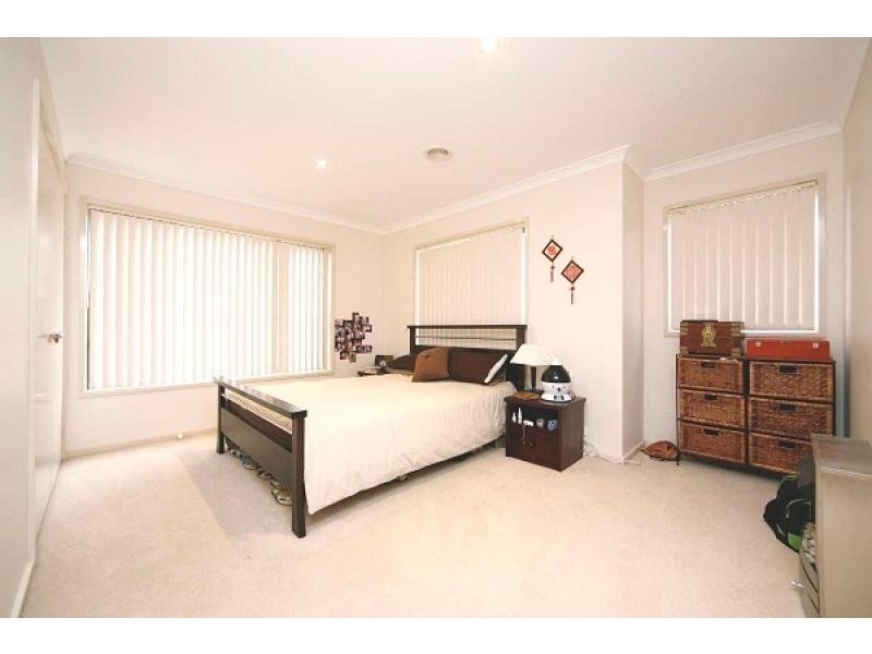 271 Anthony Rolfe Ave, Gungahlin ACT 2912