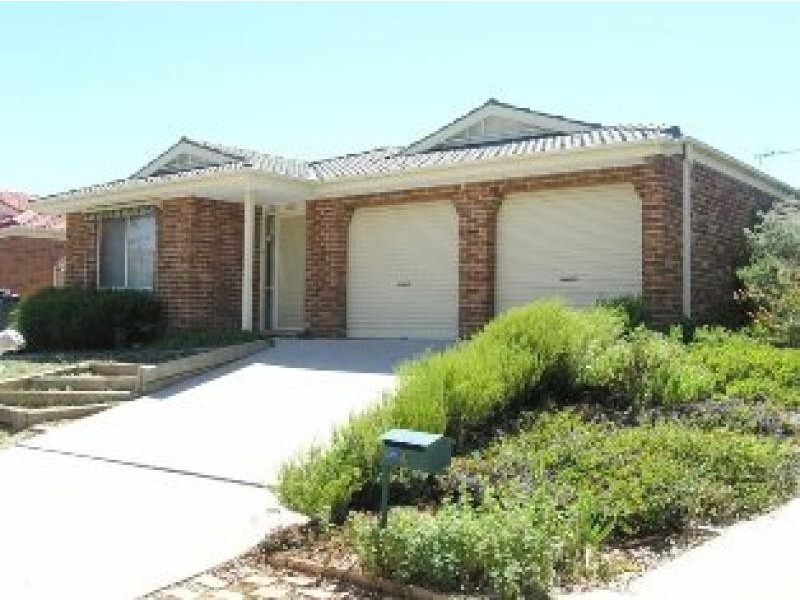 6 Maynard Street, Ngunnawal ACT 2913