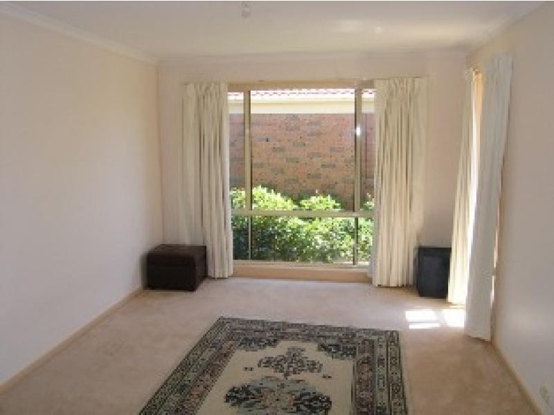 6 Maynard Street, Ngunnawal ACT 2913