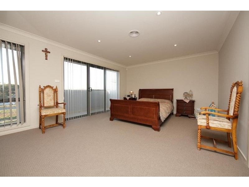 326 Gundaroo Drive, Gungahlin ACT 2912