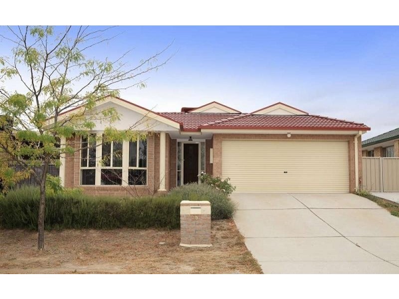 13 Akubra Place, Dunlop ACT 2615