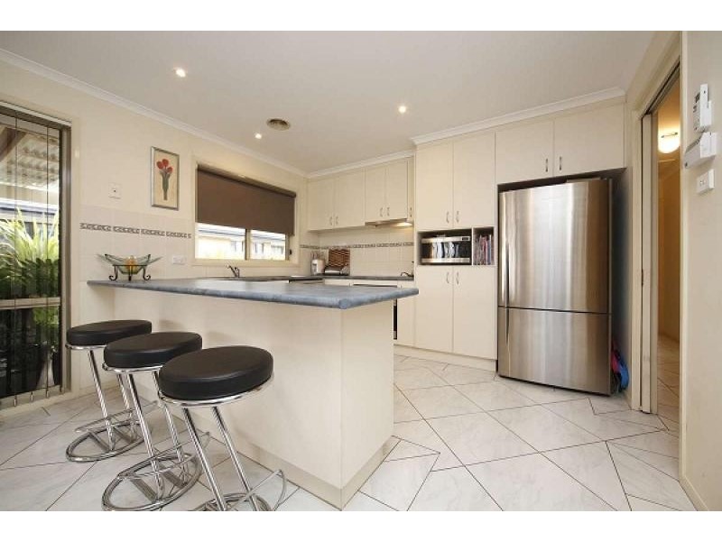 13 Akubra Place, Dunlop ACT 2615