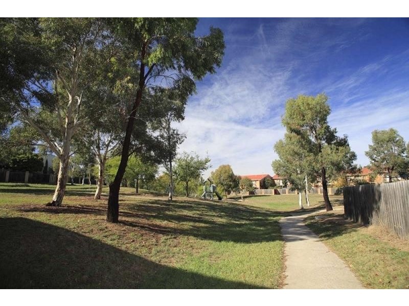 8 Saxby Close, Amaroo ACT 2914