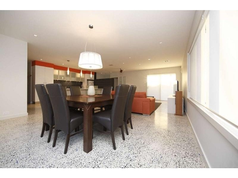 8 Flagstone Street, Harrison ACT 2914