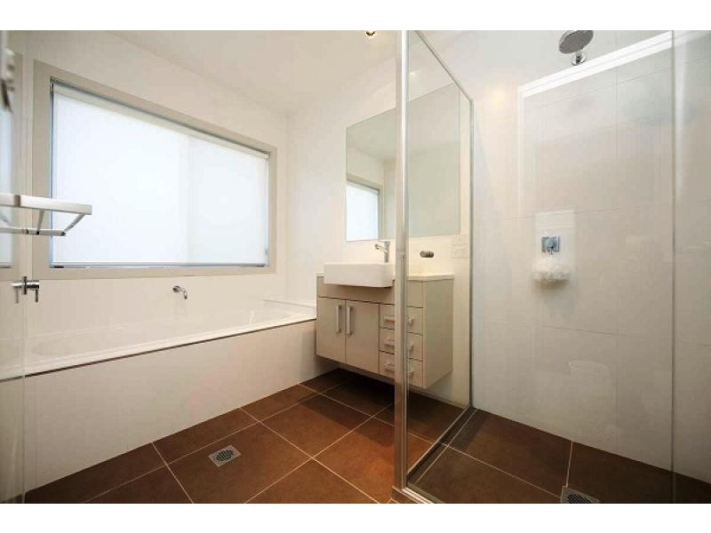 8 Flagstone Street, Harrison ACT 2914