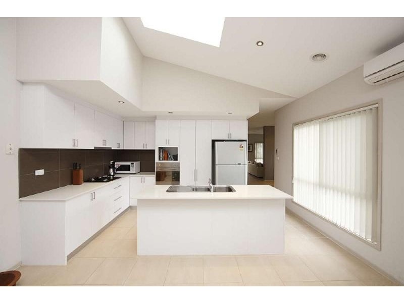 6 Ebor Lane, Harrison ACT 2914