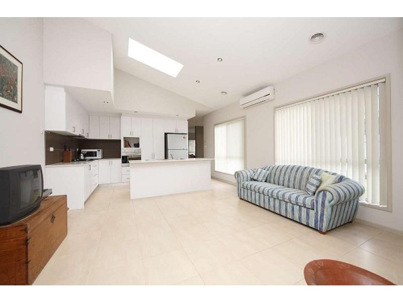 6 Ebor Lane, Harrison ACT 2914