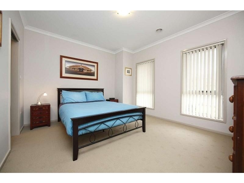 6 Ebor Lane, Harrison ACT 2914