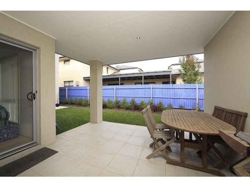 6 Ebor Lane, Harrison ACT 2914