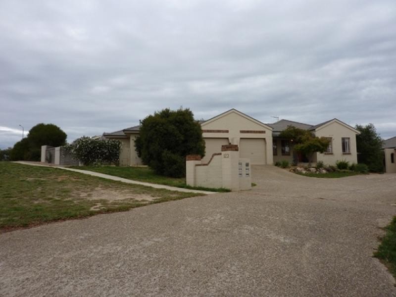 1/123 Wanganeen Ave, Ngunnawal ACT 2913