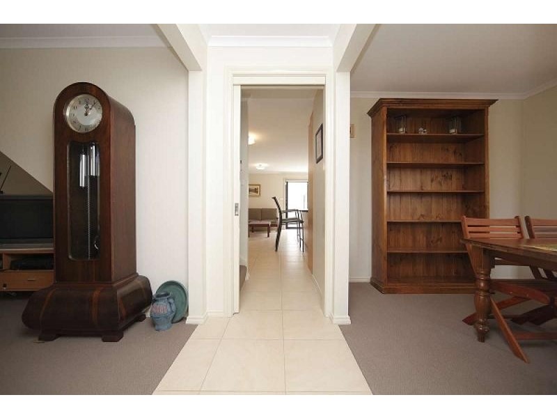 71 Mary Gillespie Ave, Gungahlin ACT 2912