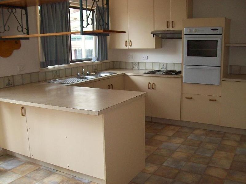 4 Brenda Crescent, Tumbi Umbi NSW 2261