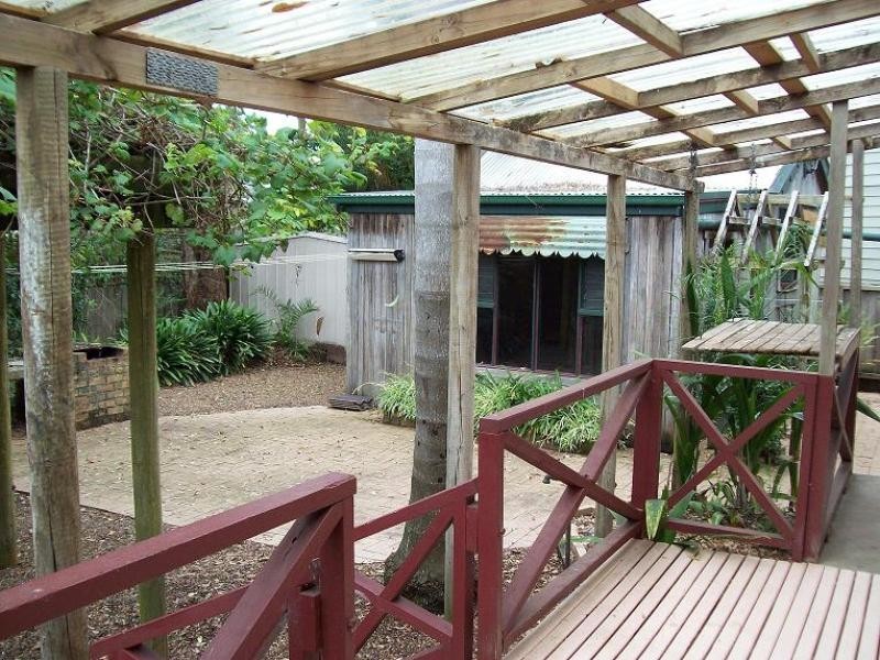 4 Brenda Crescent, Tumbi Umbi NSW 2261