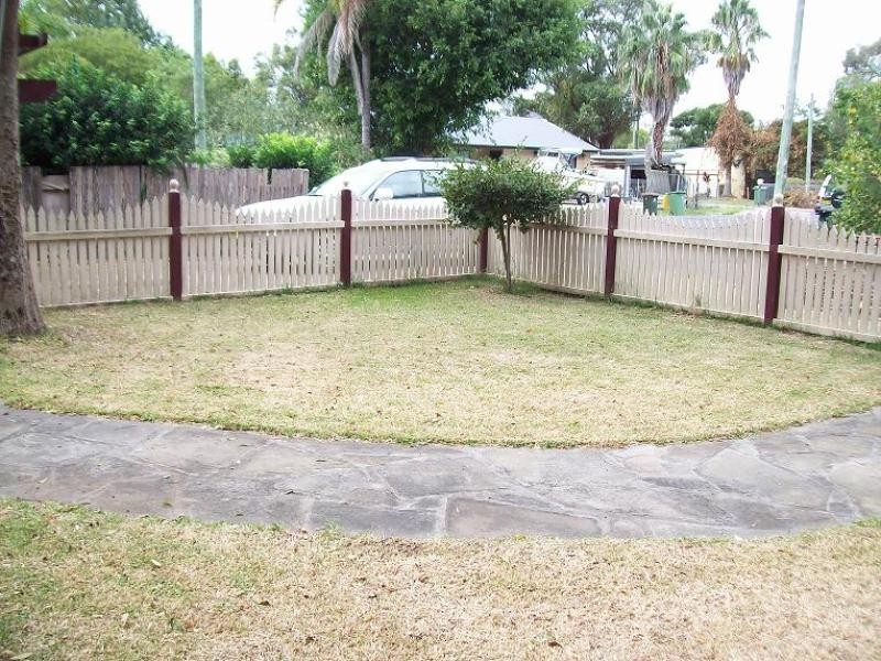 4 Brenda Crescent, Tumbi Umbi NSW 2261