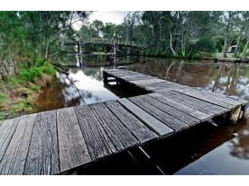 4 Brenda Crescent, Tumbi Umbi NSW 2261