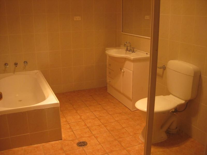 8/87-89 Meredith Street, Bankstown NSW 2200