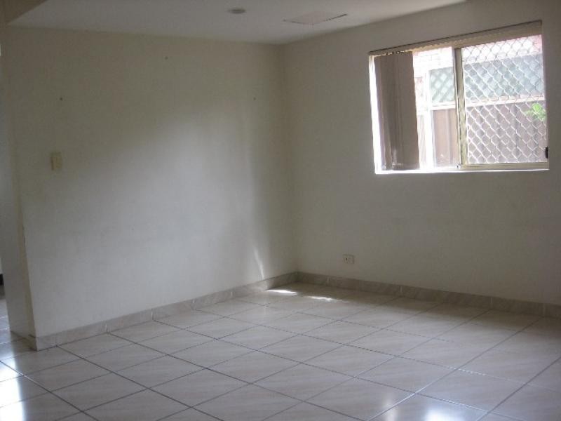 2/46-48 OLD KENT ROAD, Greenacre NSW 2190