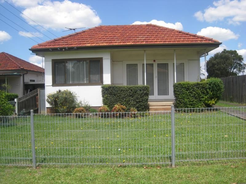 29 Shannon Street, Greenacre NSW 2190