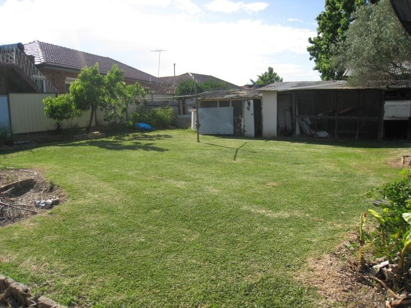 Punchbowl NSW 2196