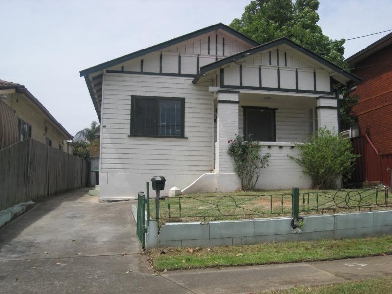 19 Hillard Street, Wiley Park NSW 2195