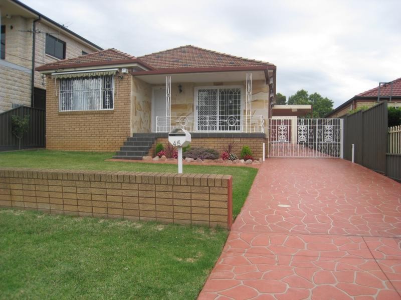 45 Lawford Street, Greenacre NSW 2190