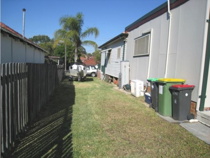 162 Wilbur Street, Greenacre NSW 2190