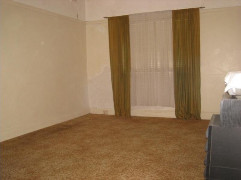 23 Reynolds Avenue, Bankstown NSW 2200