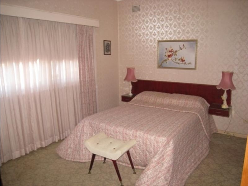 2 Juliette Avenue, Punchbowl NSW 2196