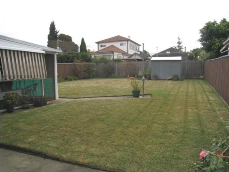 6 Yeo Street, Yagoona NSW 2199