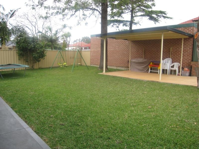 84 A Wenke Crescent, Yagoona NSW 2199