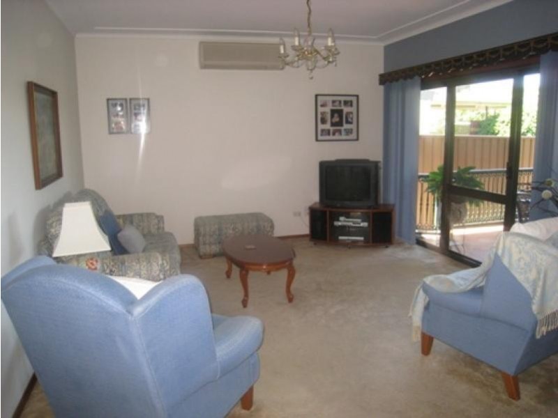 25 Resthaven Road, Bankstown NSW 2200