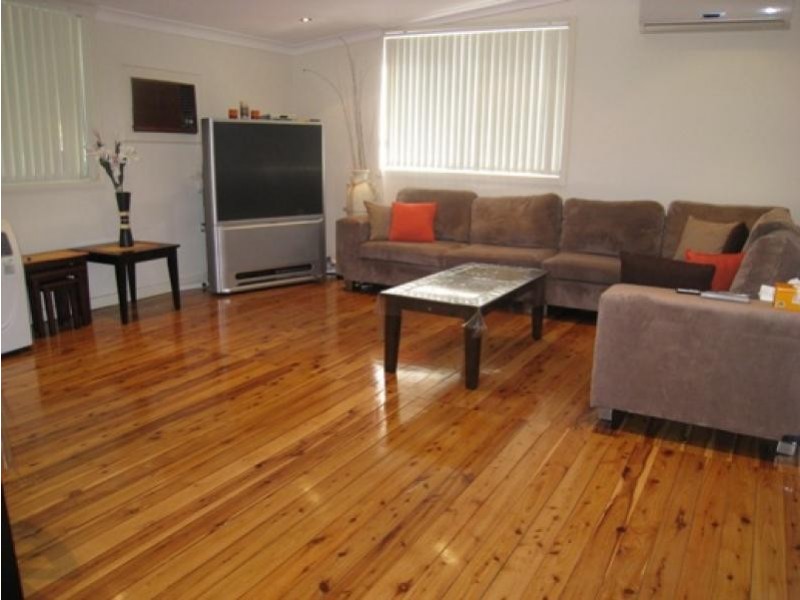 62 Manahan Street, Condell Park NSW 2200