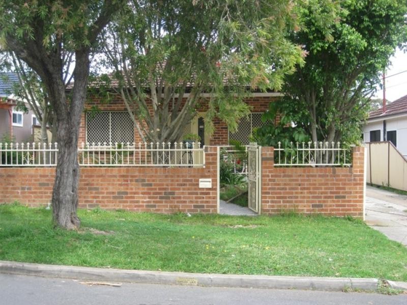 96 Hillcrest Avenue, Greenacre NSW 2190