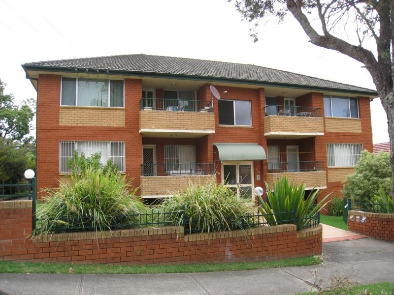 2/117 Ernest Street, Lakemba NSW 2195