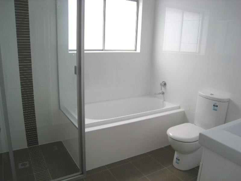 3/127 Old Kent Road, Greenacre NSW 2190