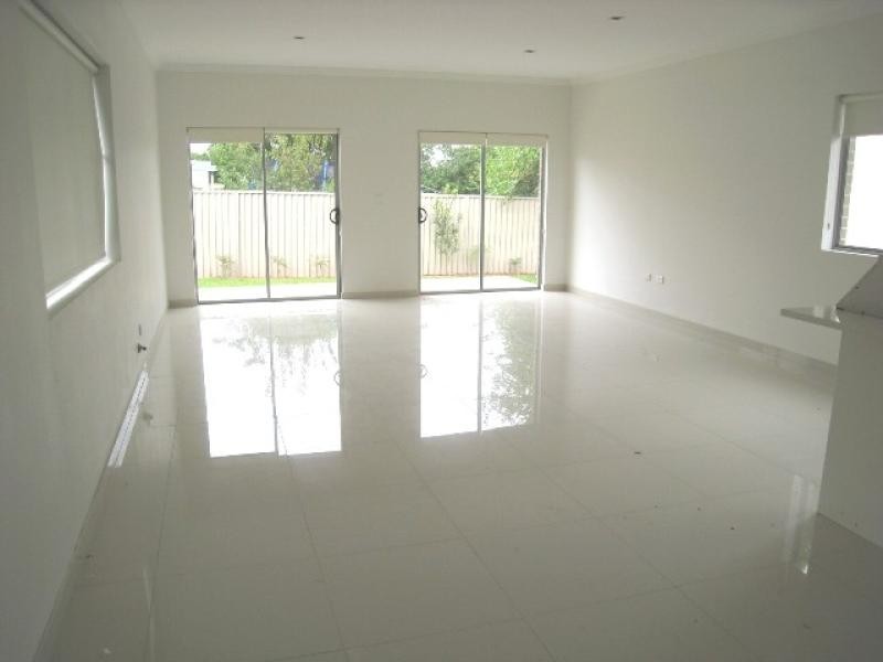 5/127 Old Kent Road, Greenacre NSW 2190